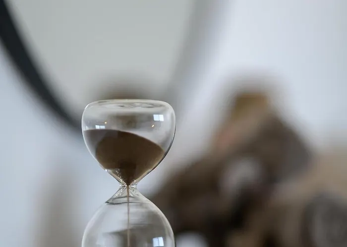 Sunny 1-bedroom - Staysbydais Apartmán *