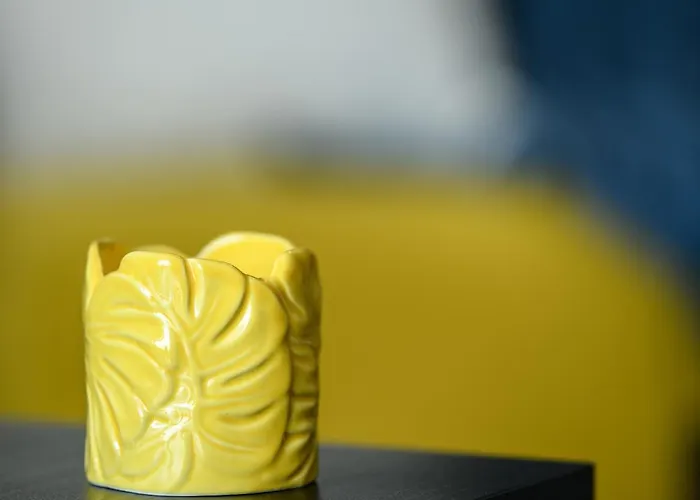 Sunny 1-bedroom - Staysbydais *