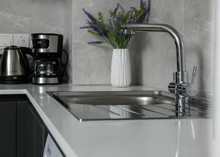 Sunny 1-bedroom - Staysbydais Larnaca